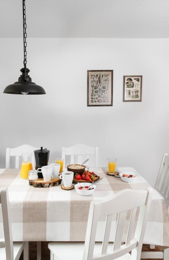 Masuria Warsaw Villa Skrzeszew ภายนอก รูปภาพ